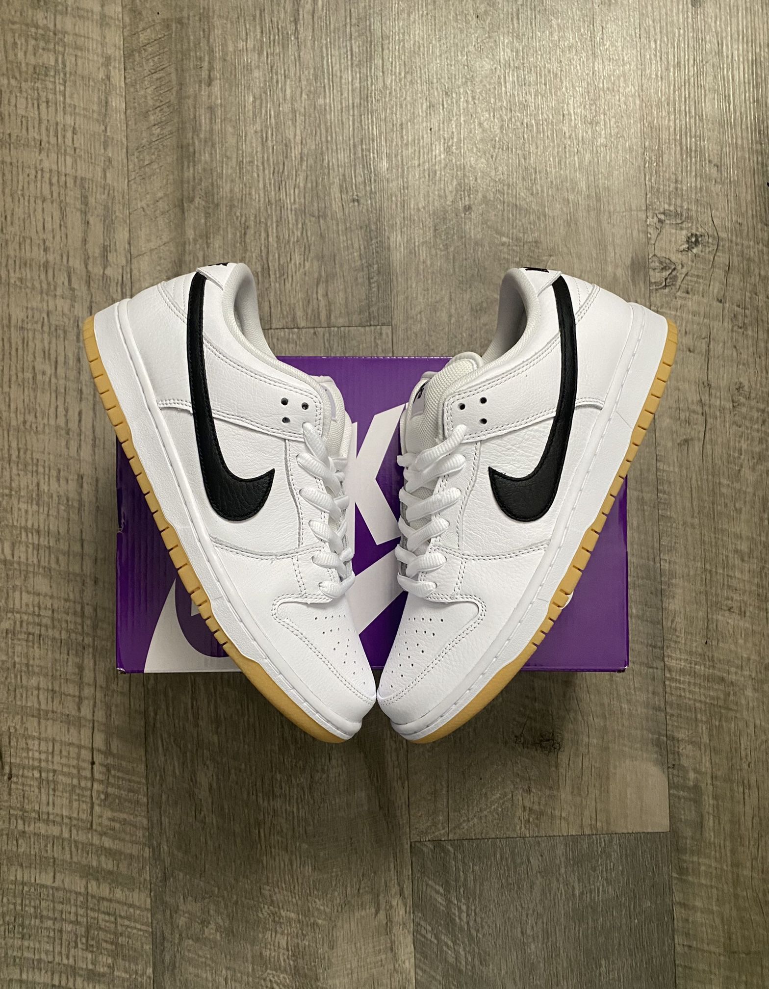 Dunk Low SB White Gum Size 7 8.5 10 11.5