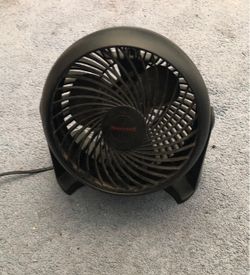 Honeywell Black  Air Circulator