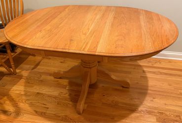 Oak dining table with leaf and chairs