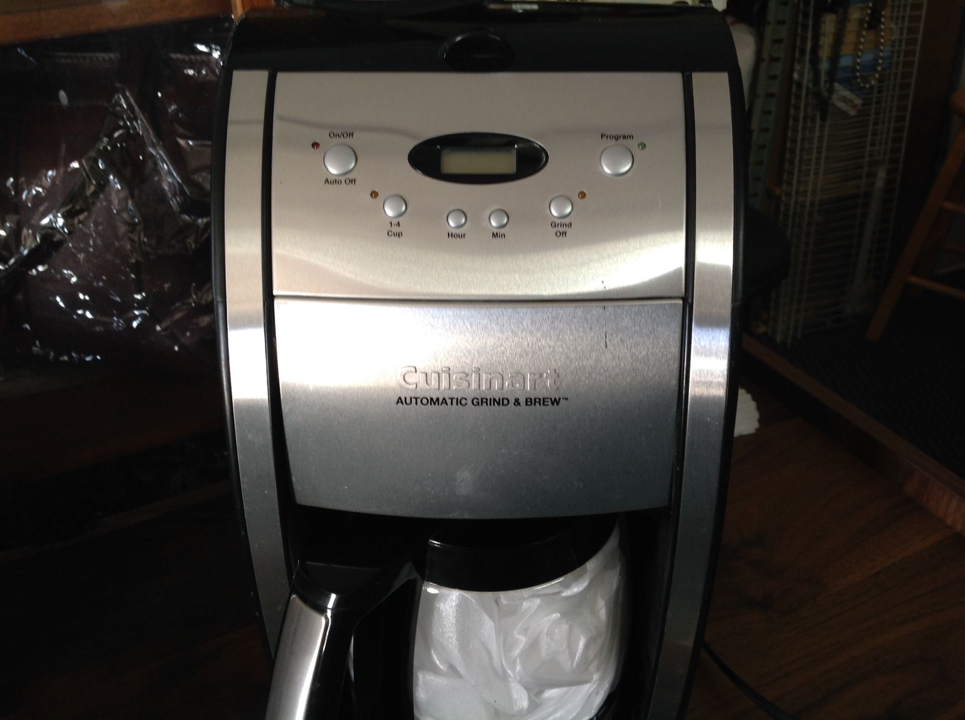 Cuisinart coffee maker Automatic grind & brew