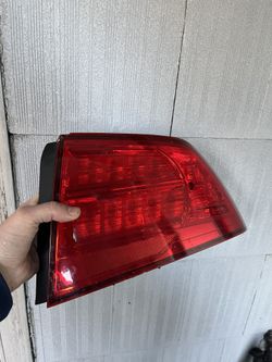 05 Acura TL Taillight  