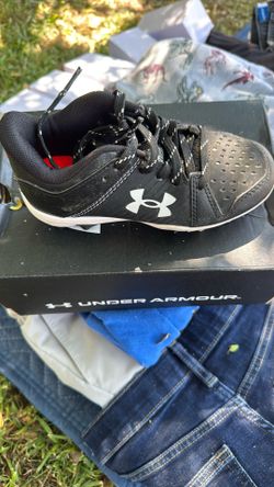 Under Armor Baseball cleats