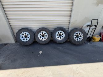 35x12.50R17 Federal Couragia M/T