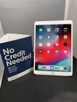 Apple iPad Pro 10.5” 256gb + unlocked cellular— You can come to my store- —875 N Mill St Lewisville Texas Bam liquidation —- * Monday- Friday 9a