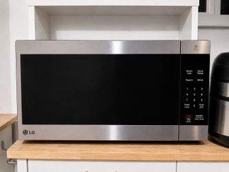 🍽️ LG NeoChef 2.0 Cu. Ft. Stainless Steel Microwave – $90