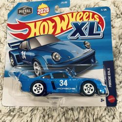 Hot Wheels XL Porsche 934.5