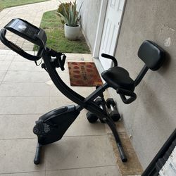 Foldable exercise bike with backrest like New