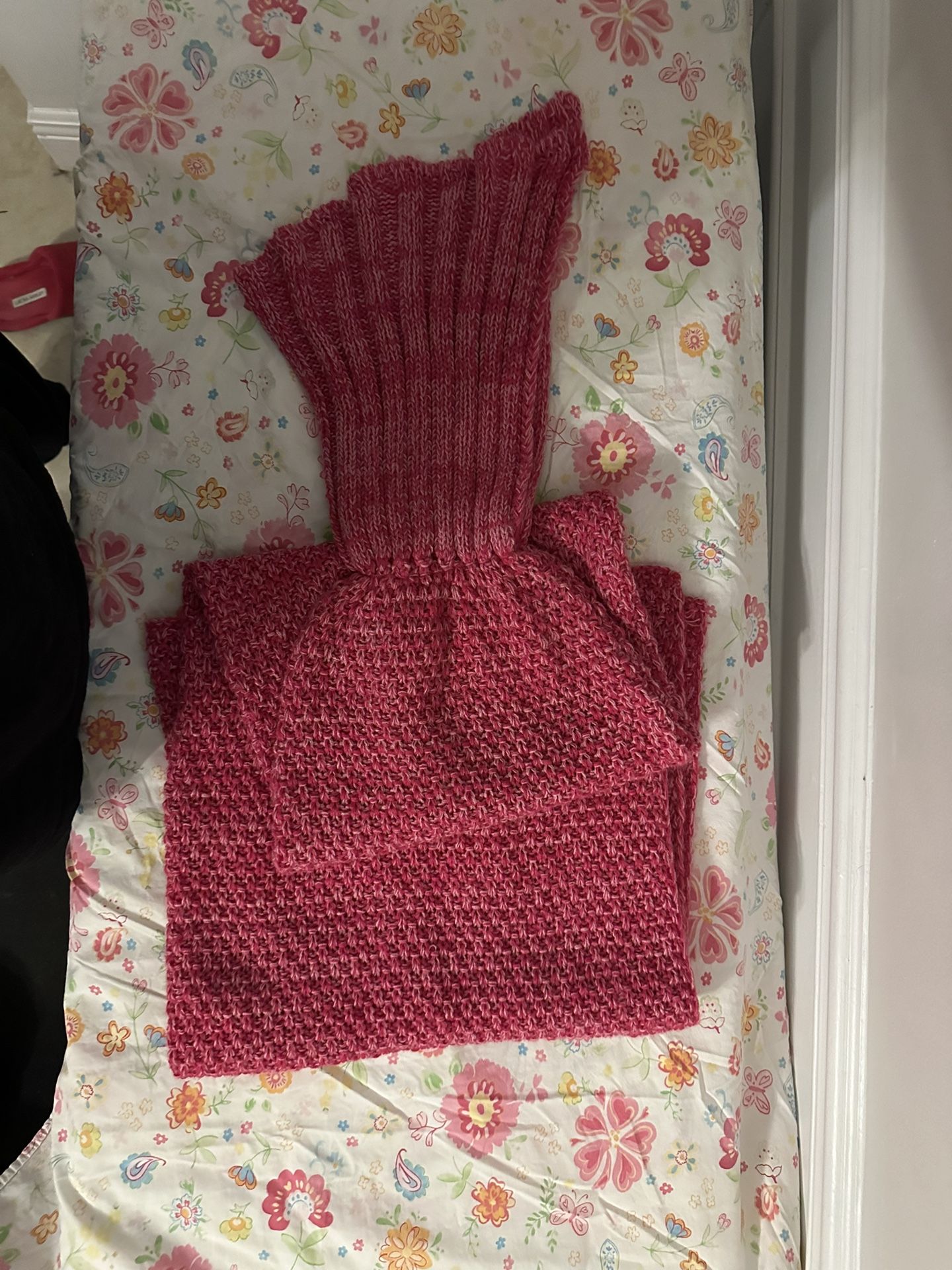 Pink Knitted Mermaid Tail Blanket