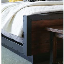 Coaster Scott Living Ellison Platform California King Bed in Vintage Bourbon