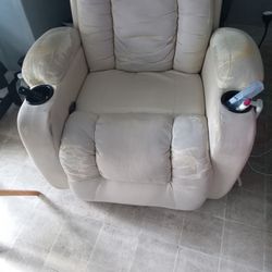 HEATED MASSAGE CHAIR