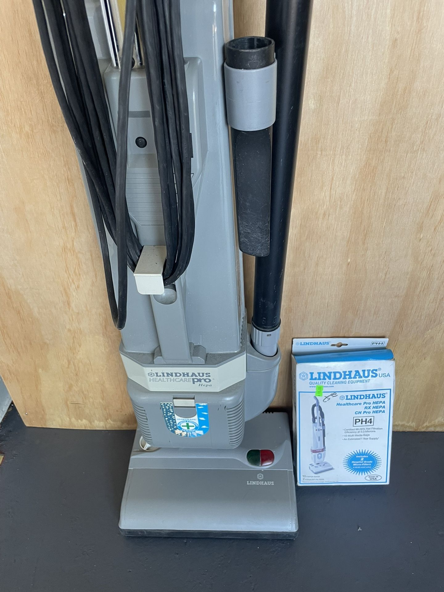 Lindhaus Vacuum Pro