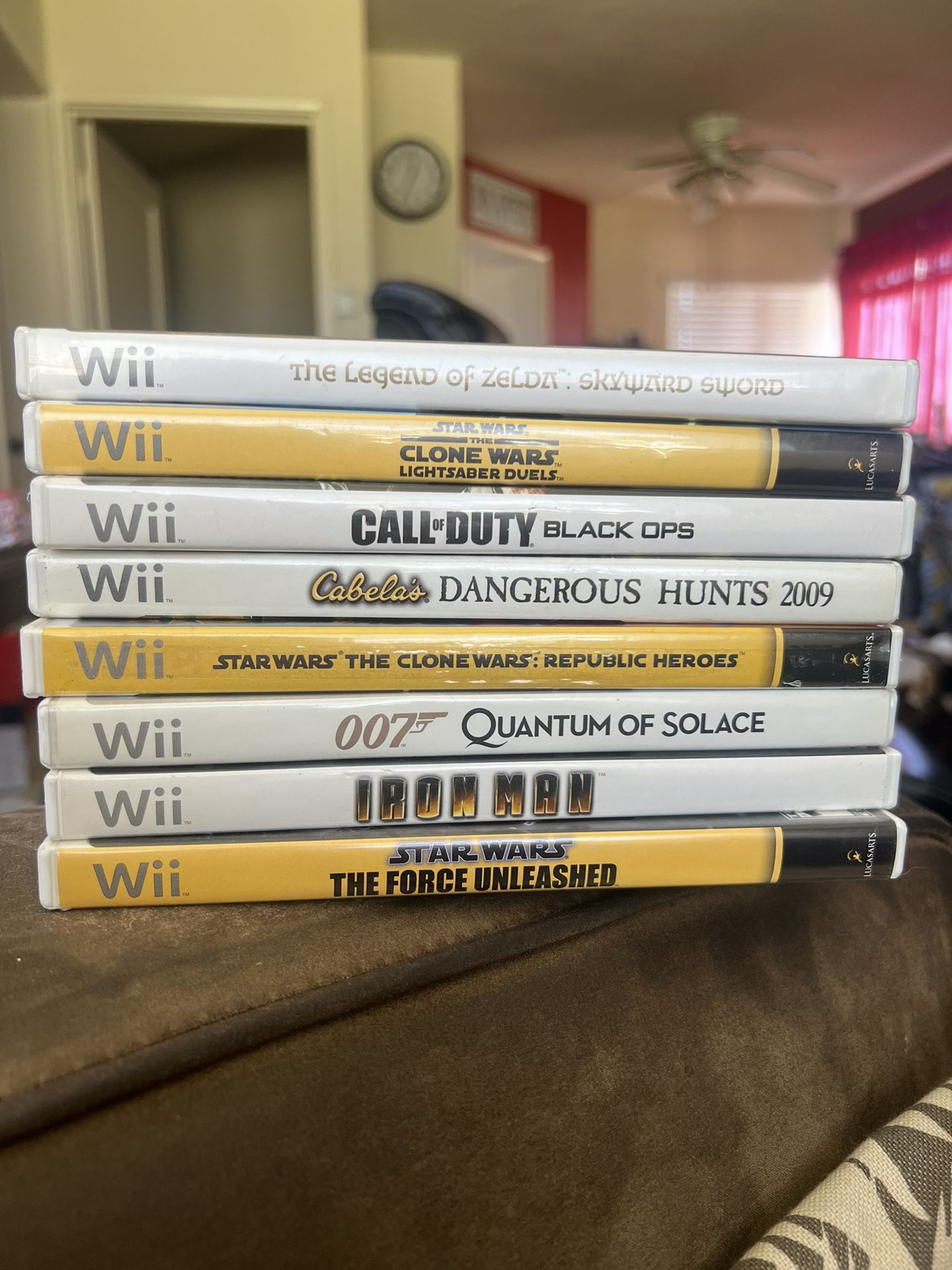Nintendo Wii Game Lot. Several Star Wars Call Of Duty Super Mario Bros  007 Quantum Of Solace Iron Man And More 