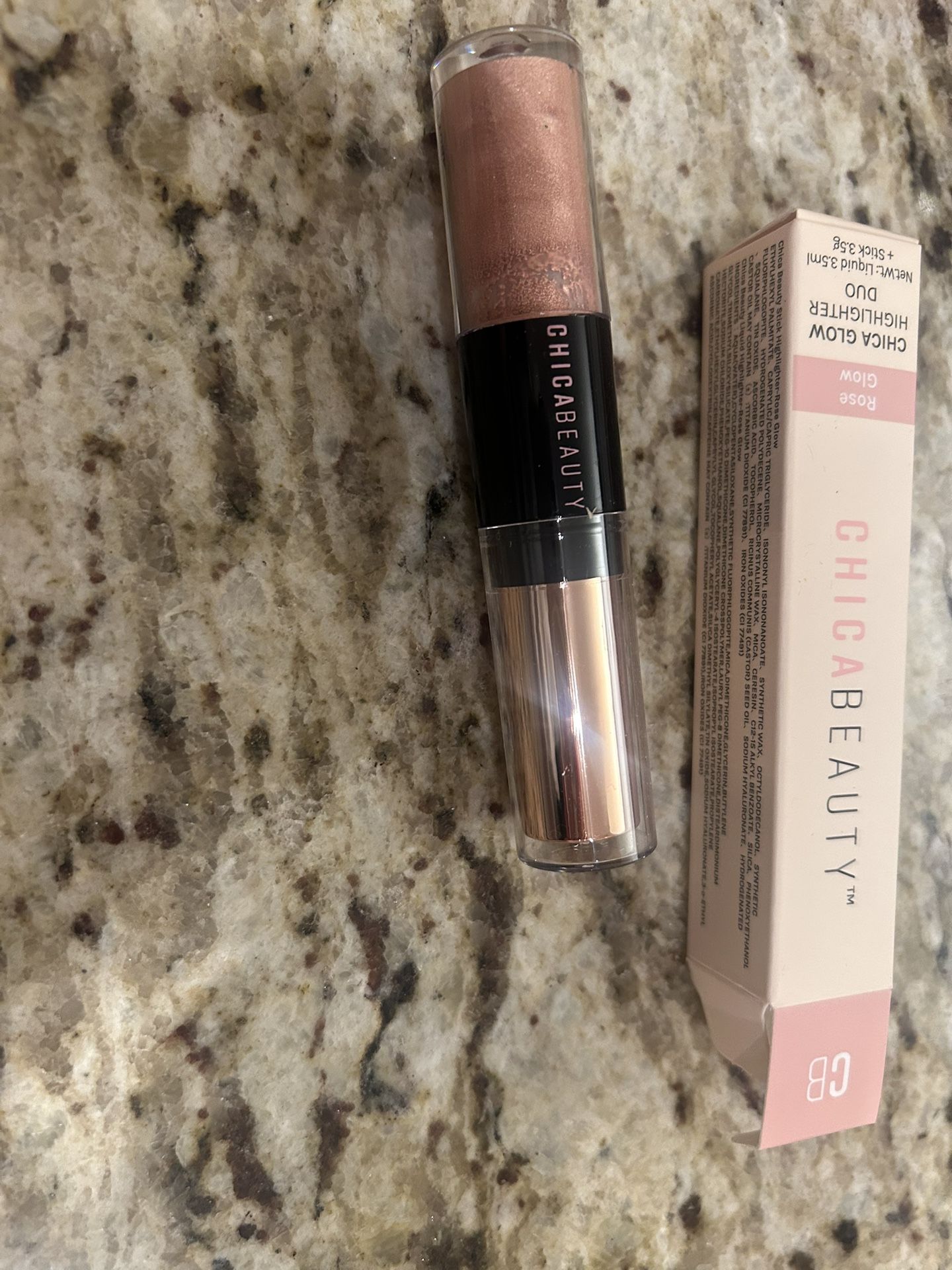 Chica Beauty Highlighter Duo