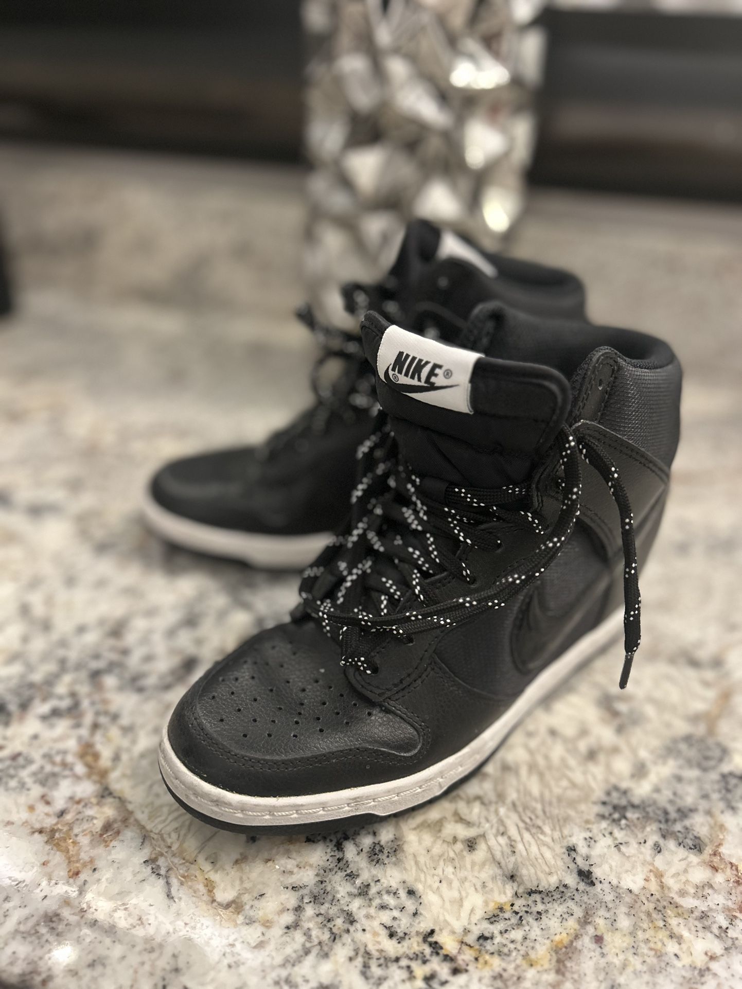 nike womens zoom flyknit