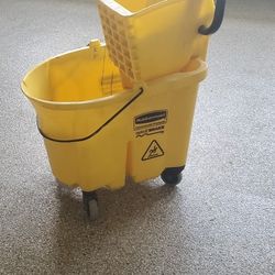 Commercial Mop Bucket