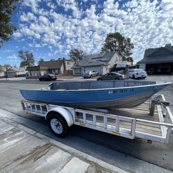 1984 Gregor boat W/newer Mercury 15