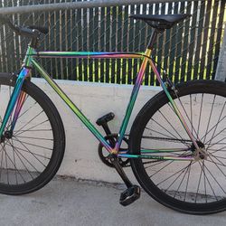 55cm.    FIXIE.     Golden 