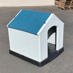New In Box $105 Waterproof Plastic Dog House for Large size Pet Indoor Outdoor Cage Kennel 36x36x39 inches 