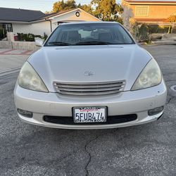 2004 Lexus ES 330