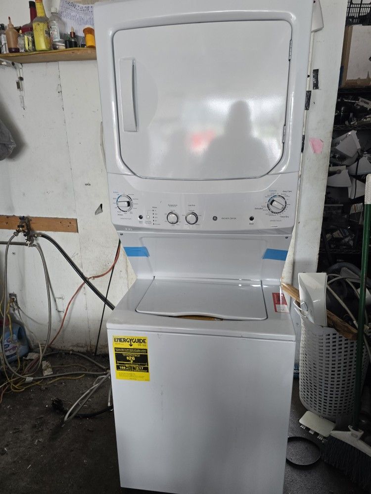 2024 STACKABLE GE WASHER AND DRYER