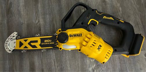 DEWALT DCCS623B Pruning Chainsaw with all accessories!