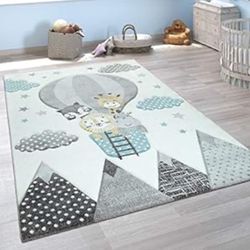Kids Rug with Cute Animals on a Hot Air Balloon Ride in Pastel, Size: 2'8" x 4'11"