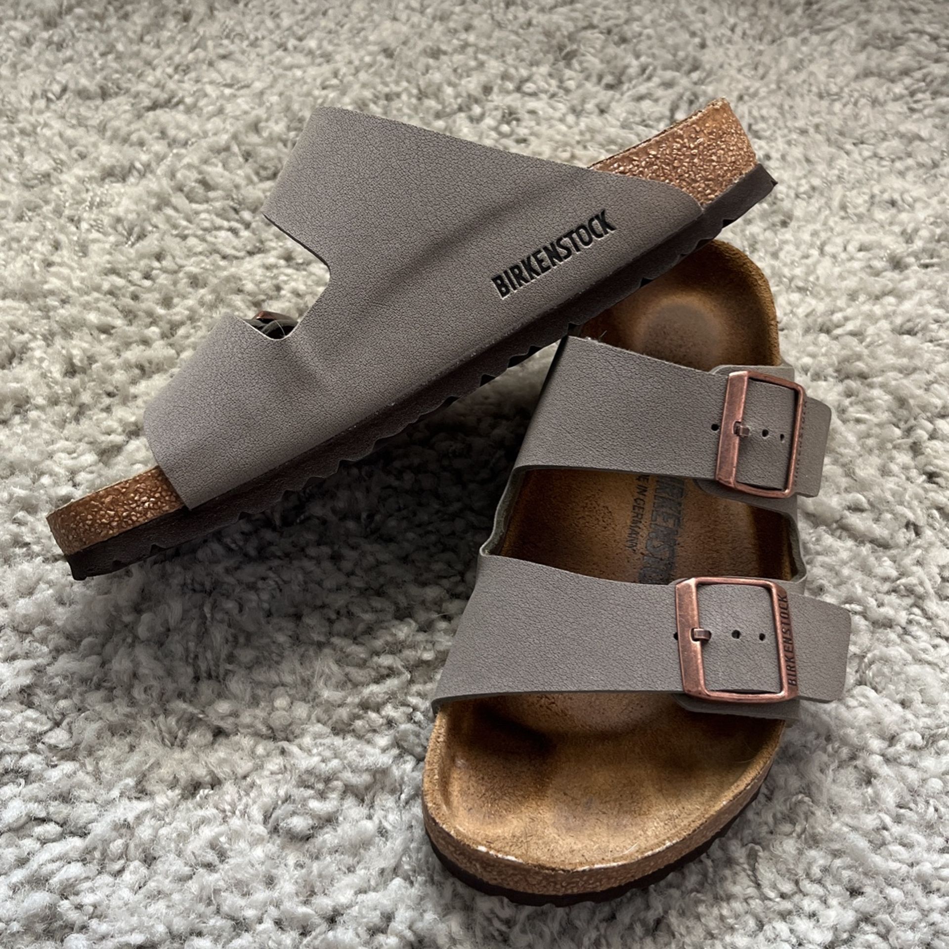Arizona Birkenstocks Women’s Size 7