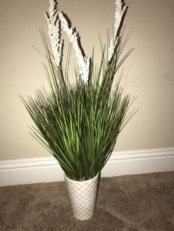 Vases $7.00