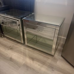 2 x Mirrored Nightstands: NEED GONE ASAP