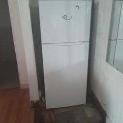 Refrigerator Almost NEW