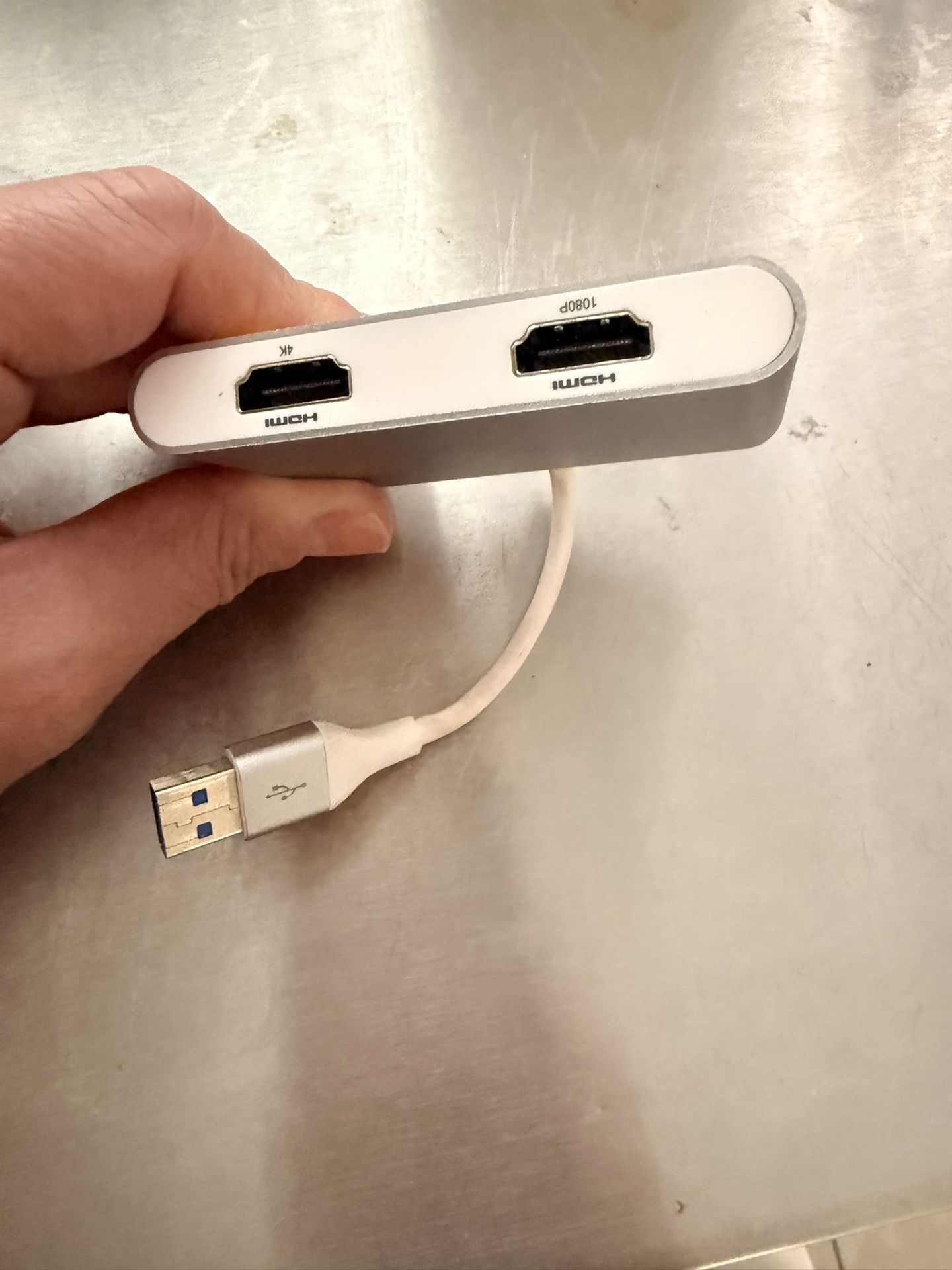 Insignia HDMI connector