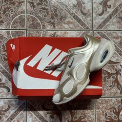 Nike Air Max Sneaker Trainer Size 6.5 New Without Box