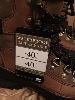 Sorel Snowboots. Men’s size 10. Brand new! Worth $200!!