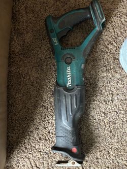18 volt Makita sawzall