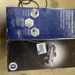 Kobalt 7in Benchtop tile saw