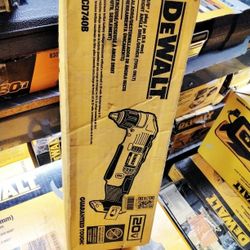 DEWALT 3/8" / Plug / Po(9.5mm) Right Angle Drill/Driver.  Tool Only 