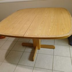 Excellent Dining Table, No Chairs Included 