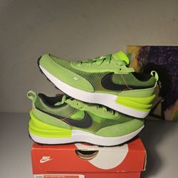 Size 1y - Kids Green Nike's  - $75
