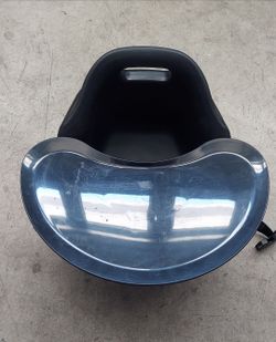 Baby chair with tray