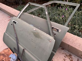 Green 1984-88 Toyota pick up Doors excellent quality