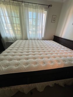Cal king Matress
