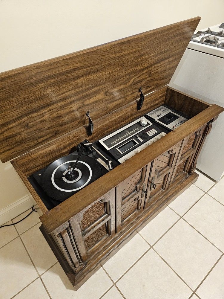 Magnavox
