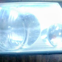(4) F-150 Headlight Assemblies 