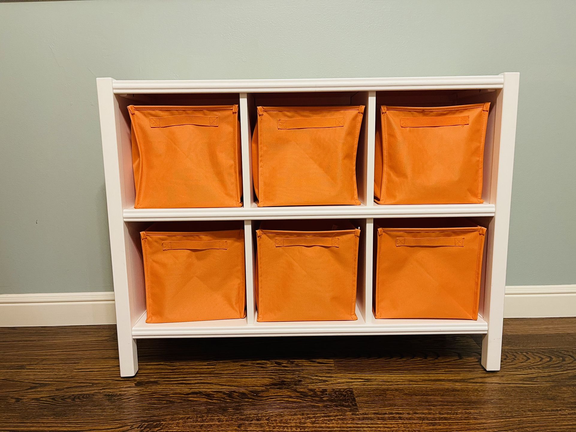 Pottery Barn Kids Toy/Storage Cubby And Cubes