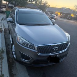 2016 Kia SORENTO 