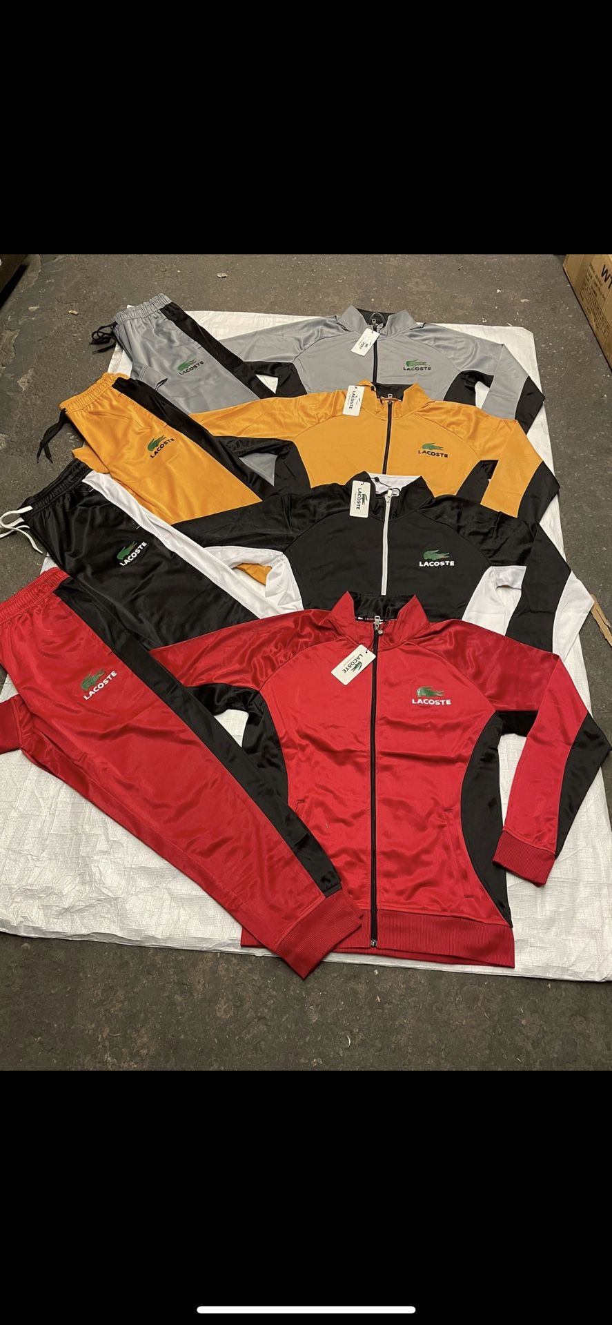 Small Yellow Left