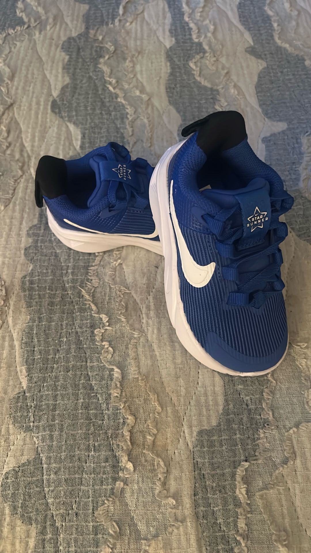 Nike Star Runners