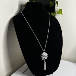 Lucky Brand Flower Filigree Silver Plated Necklace