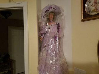 Victorian porcelain doll for the serious doll collectors.