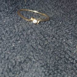 14kGold & Diamond Female Promise Ring